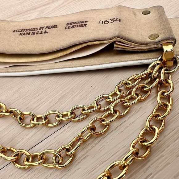 Vintage 80s Wide Leather Cinch Belt Gold Hardware from Accessories by Pearl Sz S main image 4